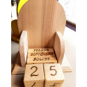 Koka galda kalendārs no "Draviniekiem" 
